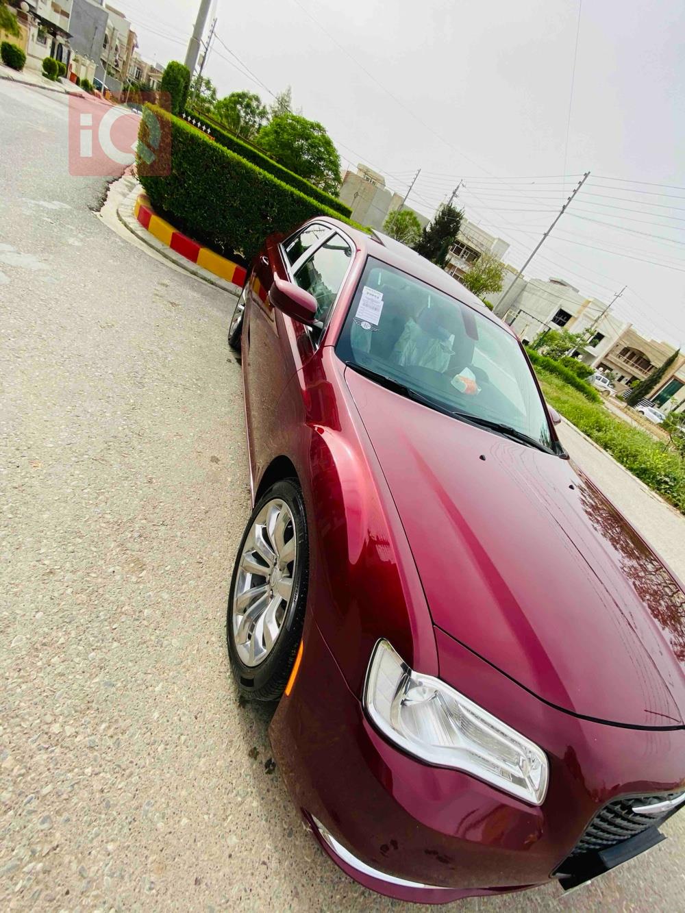 کرایسلەر 300